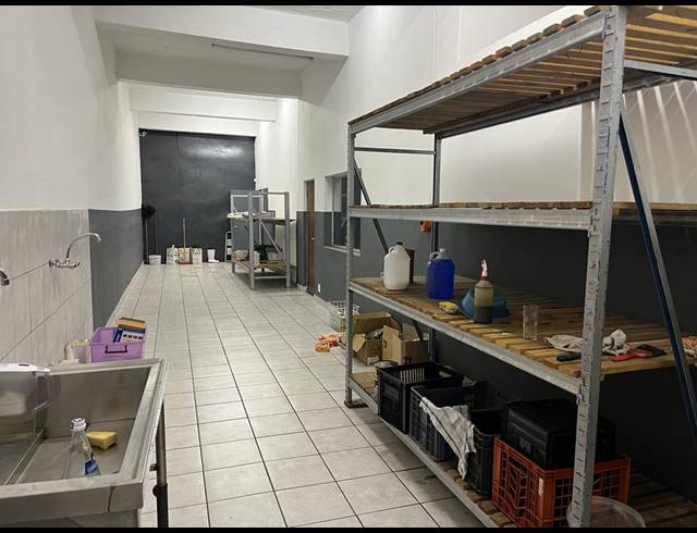 2,000M² WAREHOUSE FOR SALE IN TROYEVILLE
